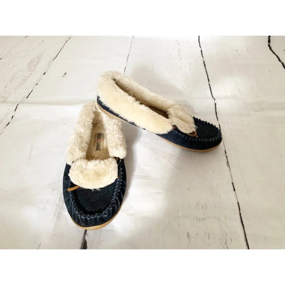 Minnetonka Blue Slippers Shoes Size 9 - Picture 3 of 12